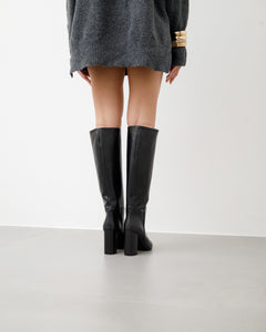 Stivali in pelle con tacco - 5002