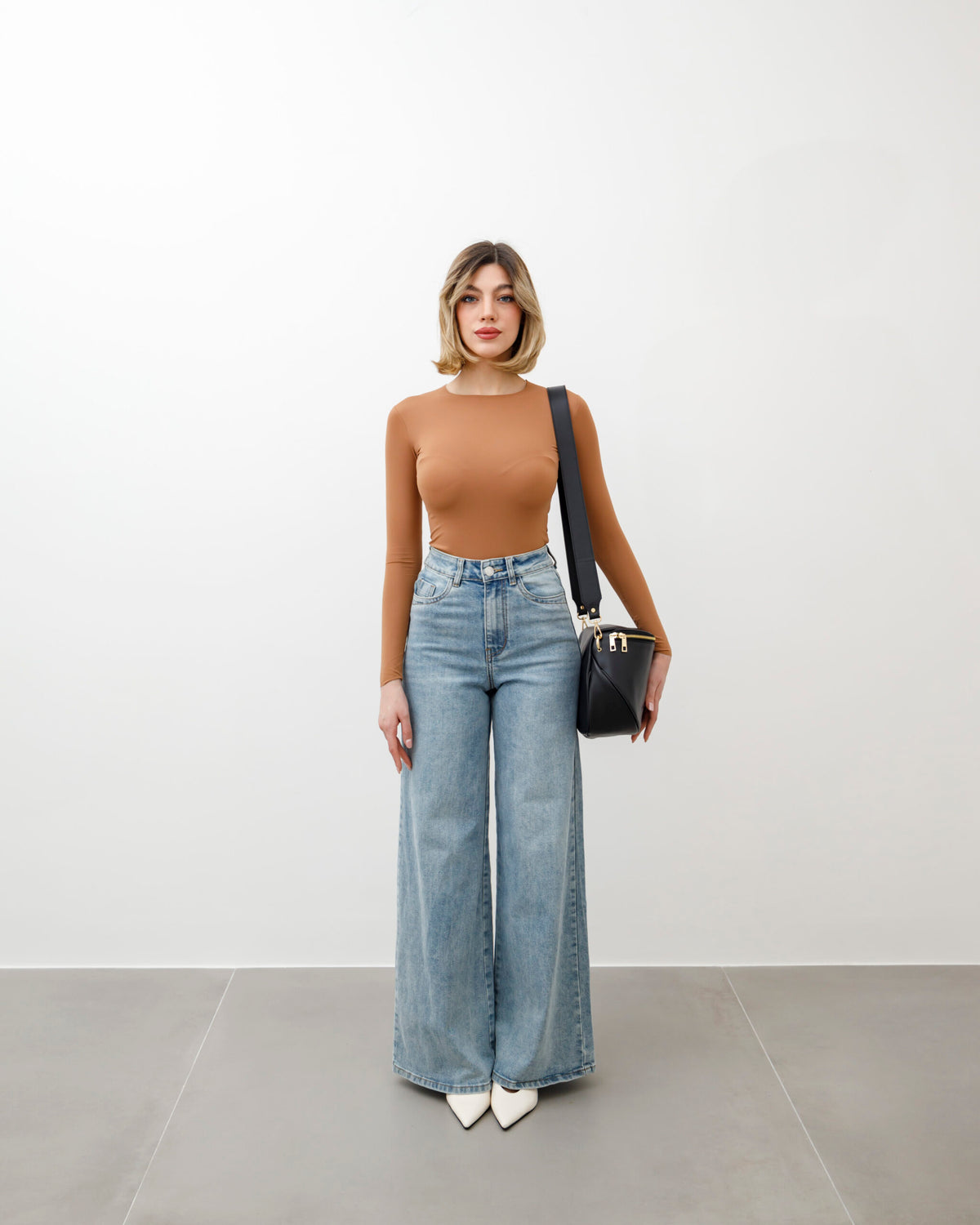 Tracolla in pelle NERA - LOVING BAGS