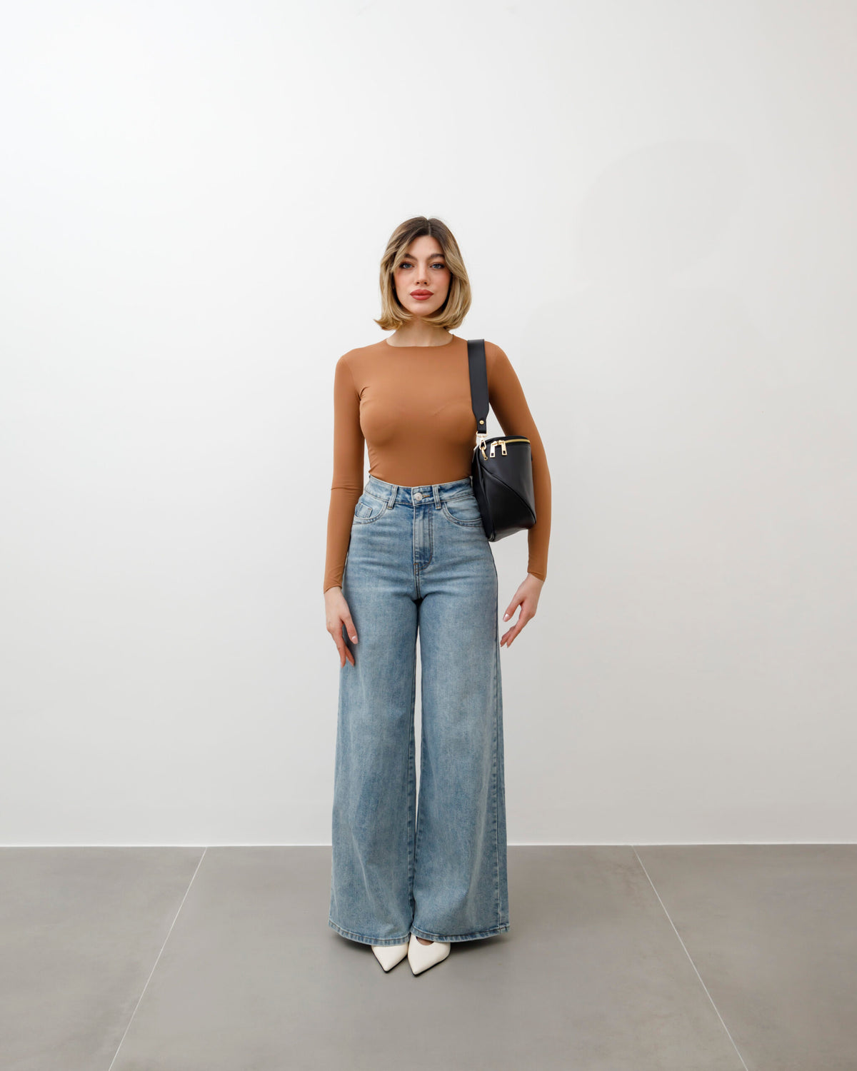 Tracolla in pelle NERA - LOVING BAGS