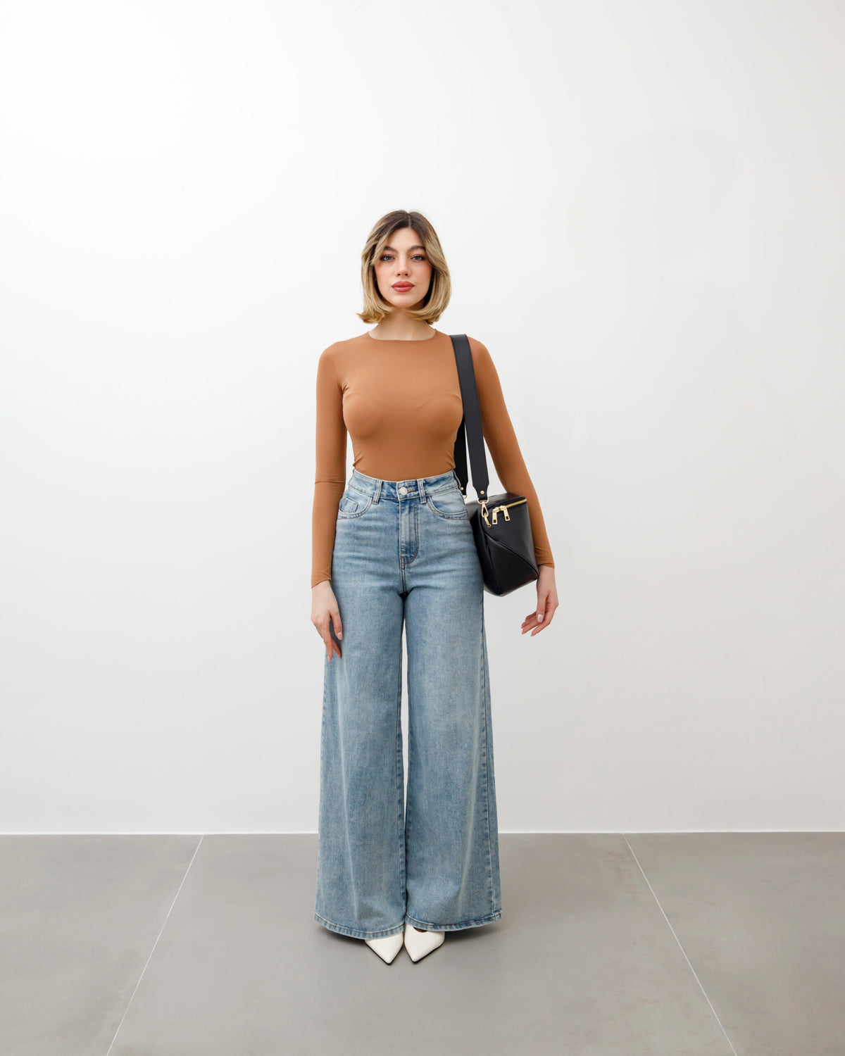 Tracolla in pelle NERA - LOVING BAGS