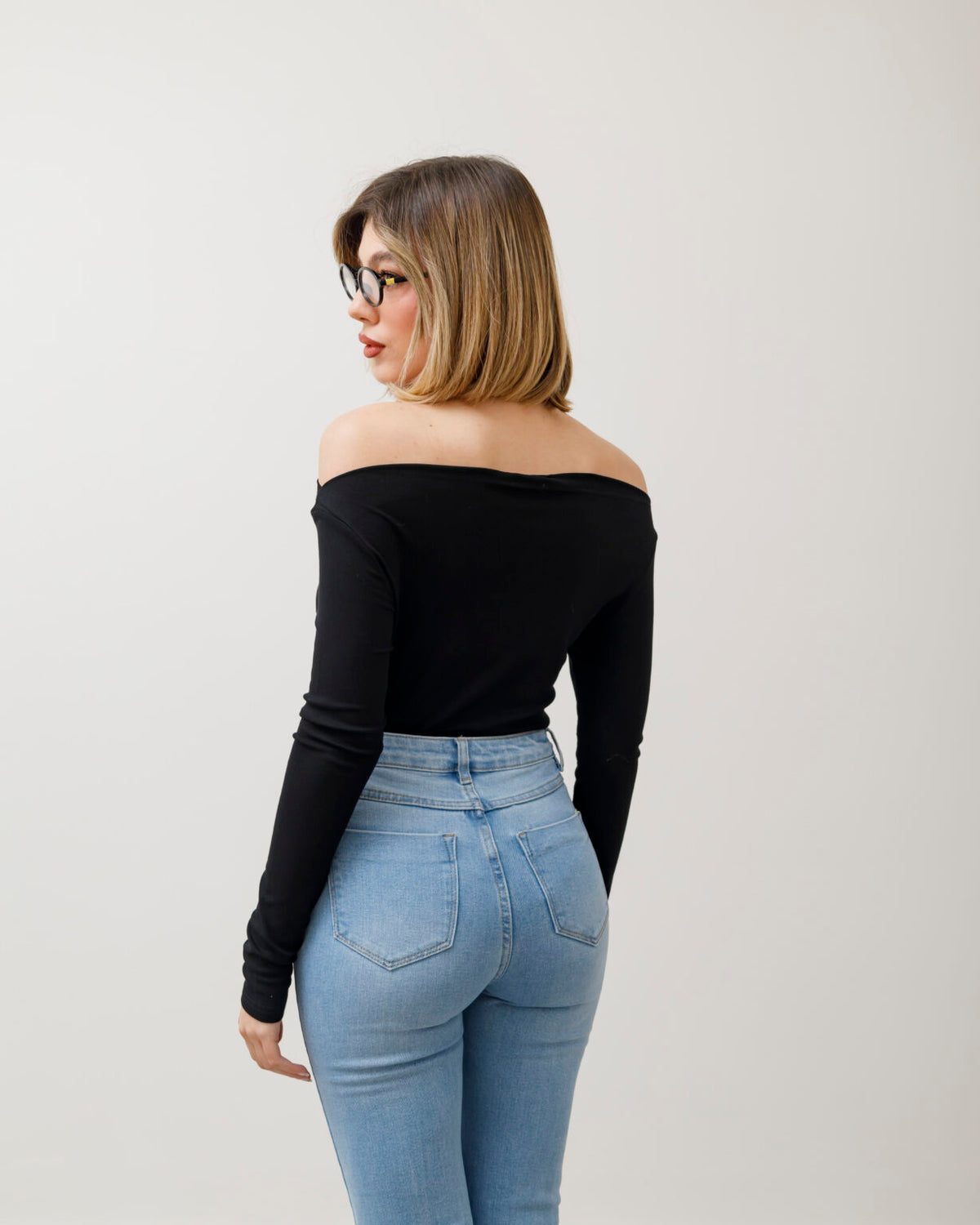 Maglia basic con scollo - 5612
